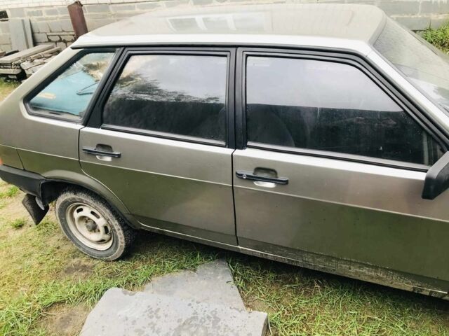 Сірий ВАЗ 2109, об'ємом двигуна 1.5 л та пробігом 334 тис. км за 1700 $, фото 4 на Automoto.ua