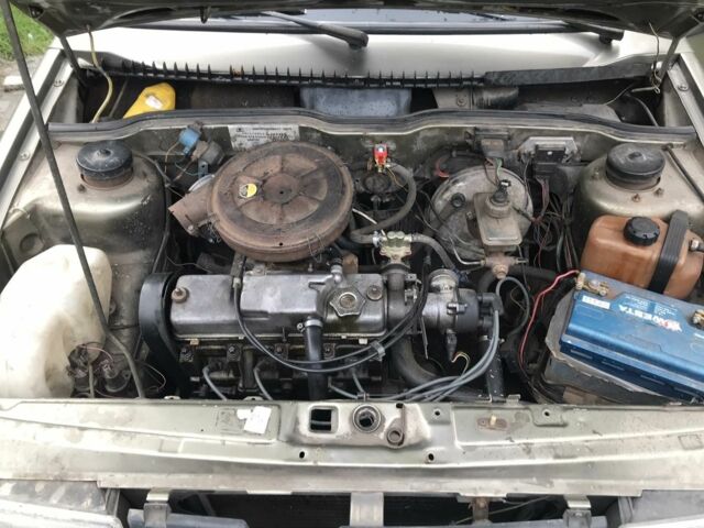 Сірий ВАЗ 2109, об'ємом двигуна 1.5 л та пробігом 334 тис. км за 1700 $, фото 3 на Automoto.ua