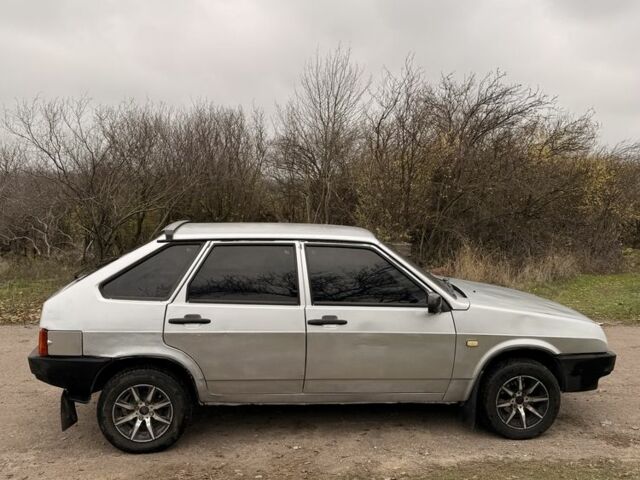 Серый ВАЗ 2109, объемом двигателя 1.5 л и пробегом 165 тыс. км за 1447 $, фото 3 на Automoto.ua