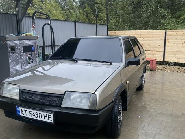 Серый ВАЗ 2109, объемом двигателя 1.6 л и пробегом 180 тыс. км за 1300 $, фото 2 на Automoto.ua