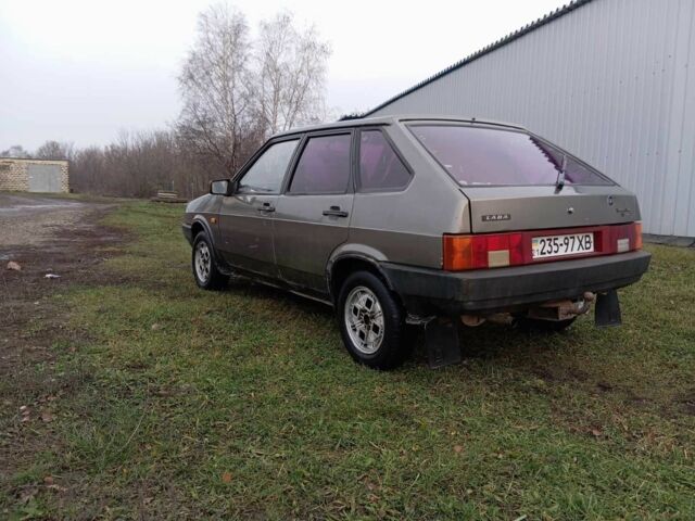 Сірий ВАЗ 2109, об'ємом двигуна 0 л та пробігом 83 тис. км за 1100 $, фото 3 на Automoto.ua