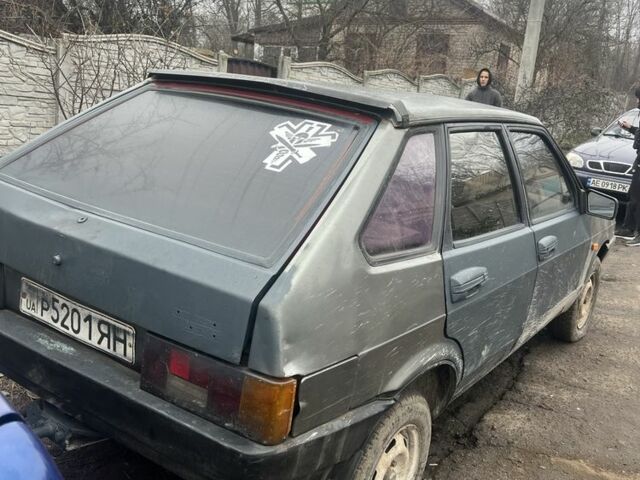 Серый ВАЗ 2109, объемом двигателя 1.5 л и пробегом 86 тыс. км за 200 $, фото 2 на Automoto.ua