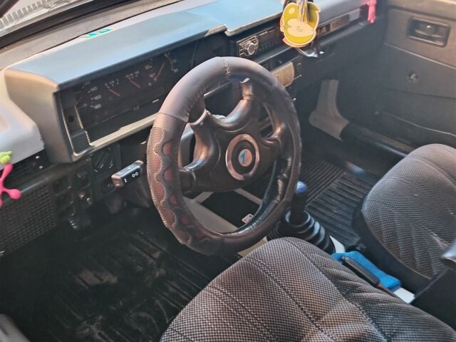 Синий ВАЗ 2109, объемом двигателя 1.5 л и пробегом 42 тыс. км за 1150 $, фото 4 на Automoto.ua
