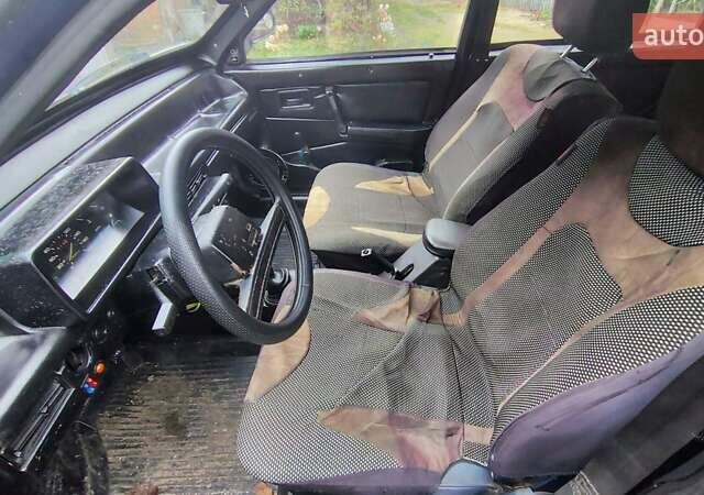 Синий ВАЗ 2109, объемом двигателя 1.5 л и пробегом 350 тыс. км за 600 $, фото 5 на Automoto.ua