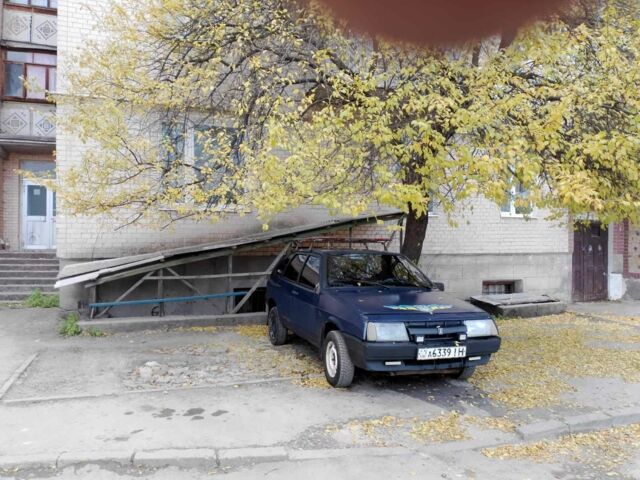 Синий ВАЗ 2109, объемом двигателя 1.5 л и пробегом 87 тыс. км за 500 $, фото 1 на Automoto.ua