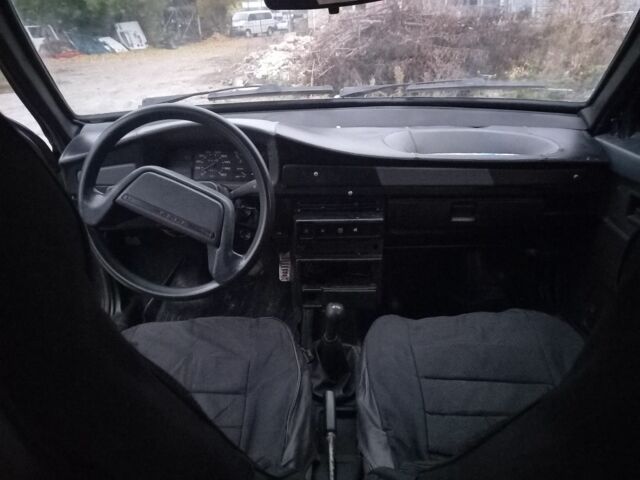 Синий ВАЗ 2109, объемом двигателя 1.3 л и пробегом 150 тыс. км за 597 $, фото 5 на Automoto.ua