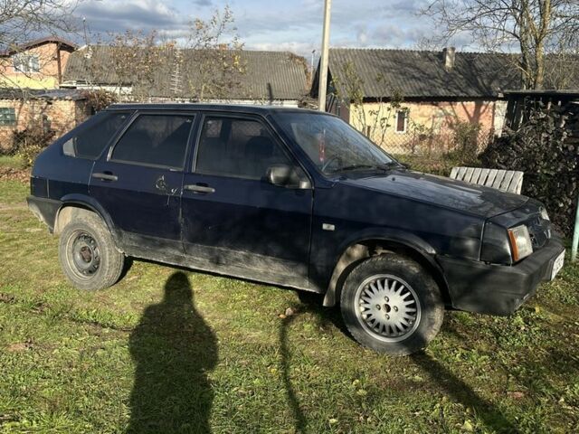 ВАЗ 2109 1988 в Ивано-Франковске на Automoto.ua Синий ВАЗ 2109, объемом двигателя 1.6 л и пробегом 200 тыс. км за 914 $, фото 1 на Automoto.ua