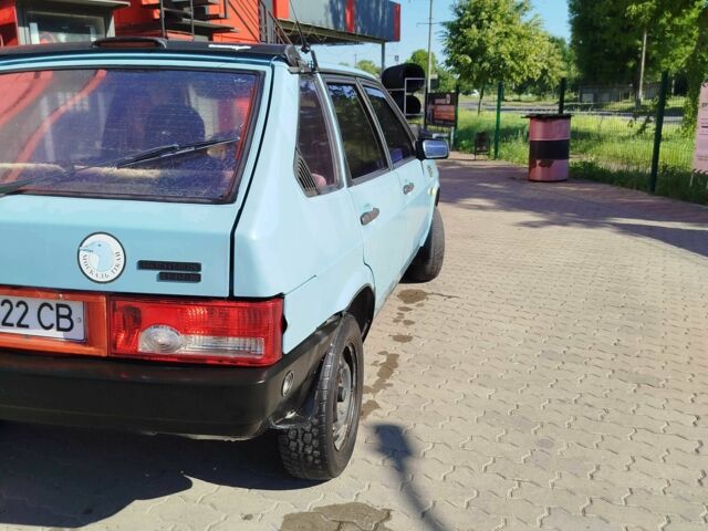 Синий ВАЗ 2109, объемом двигателя 1.3 л и пробегом 2 тыс. км за 1000 $, фото 3 на Automoto.ua