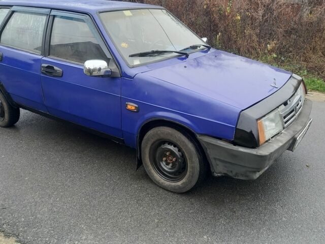 Синий ВАЗ 2109, объемом двигателя 1.5 л и пробегом 100 тыс. км за 800 $, фото 1 на Automoto.ua