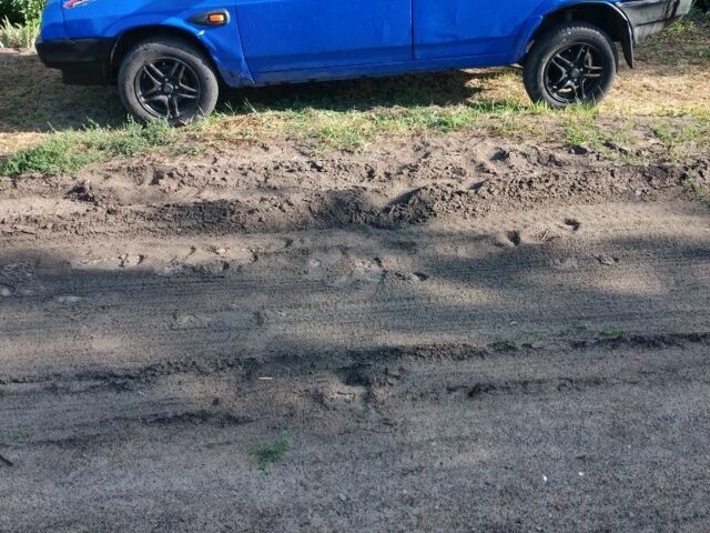 Синій ВАЗ 2109, об'ємом двигуна 1.3 л та пробігом 260 тис. км за 984 $, фото 1 на Automoto.ua