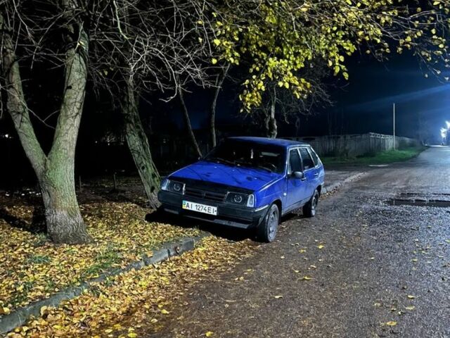 Синий ВАЗ 2109, объемом двигателя 1.5 л и пробегом 150 тыс. км за 1000 $, фото 1 на Automoto.ua