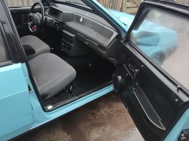 Синий ВАЗ 2109, объемом двигателя 1.3 л и пробегом 82 тыс. км за 1200 $, фото 11 на Automoto.ua