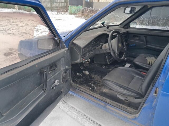 Синий ВАЗ 2109, объемом двигателя 1.3 л и пробегом 444 тыс. км за 900 $, фото 6 на Automoto.ua