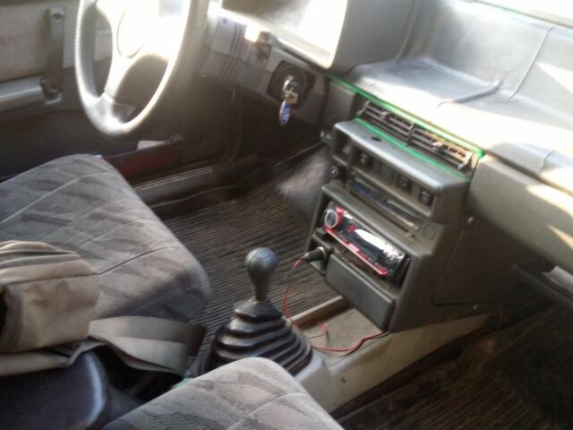 Синий ВАЗ 2109, объемом двигателя 1.5 л и пробегом 48 тыс. км за 600 $, фото 3 на Automoto.ua