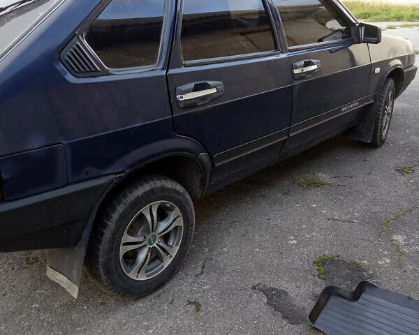 Синий ВАЗ 2109, объемом двигателя 1.3 л и пробегом 248 тыс. км за 1250 $, фото 1 на Automoto.ua