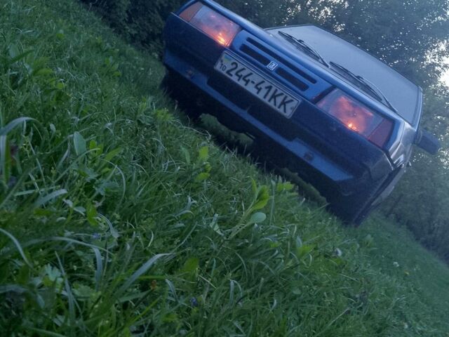 Синий ВАЗ 2109, объемом двигателя 1.3 л и пробегом 300 тыс. км за 400 $, фото 4 на Automoto.ua