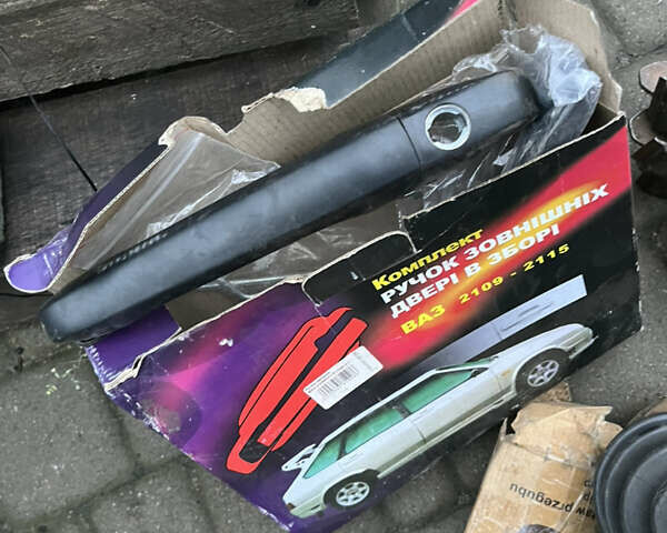 Синий ВАЗ 2109, объемом двигателя 1.29 л и пробегом 230 тыс. км за 1100 $, фото 17 на Automoto.ua