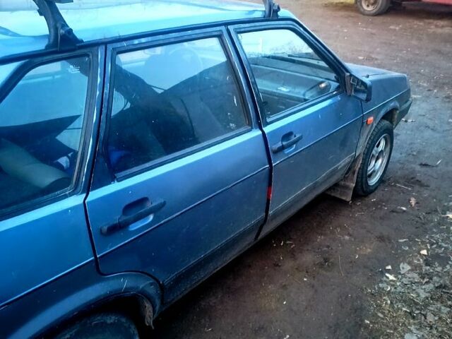 Синій ВАЗ 2109, об'ємом двигуна 1.3 л та пробігом 350 тис. км за 1000 $, фото 4 на Automoto.ua