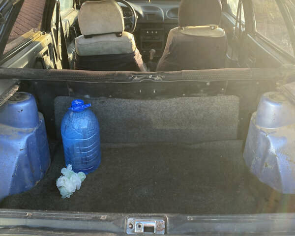 ВАЗ 2109 1990 у Львові на Automoto.ua Синій ВАЗ 2109, об'ємом двигуна 1.3 л та пробігом 100 тис. км за 420 $, фото 8 на Automoto.ua