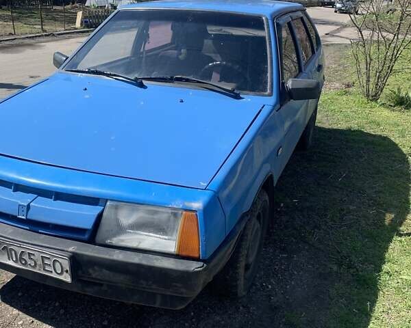 Синий ВАЗ 2109, объемом двигателя 1.29 л и пробегом 130 тыс. км за 850 $, фото 2 на Automoto.ua