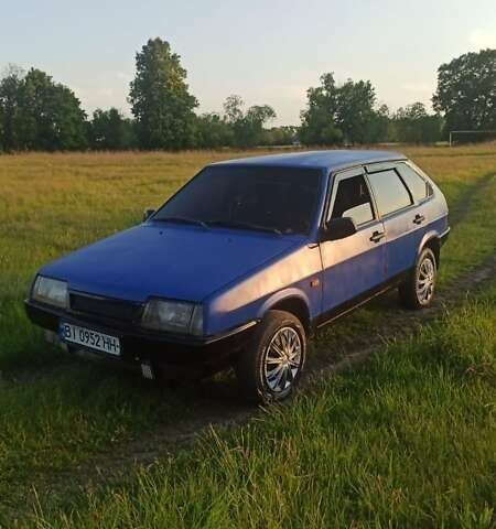 Синий ВАЗ 2109, объемом двигателя 1.3 л и пробегом 21 тыс. км за 1000 $, фото 2 на Automoto.ua