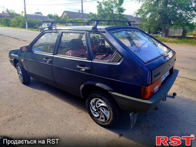 Синий ВАЗ 2109, объемом двигателя 1.5 л и пробегом 580 тыс. км за 850 $, фото 4 на Automoto.ua