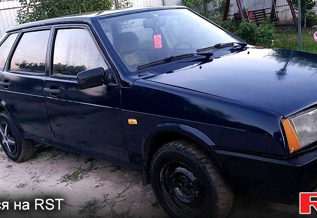 Синій ВАЗ 2109, об'ємом двигуна 1.5 л та пробігом 230 тис. км за 700 $, фото 1 на Automoto.ua