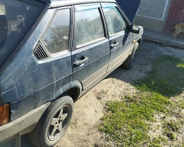 Синий ВАЗ 2109, объемом двигателя 1.5 л и пробегом 369 тыс. км за 1400 $, фото 6 на Automoto.ua