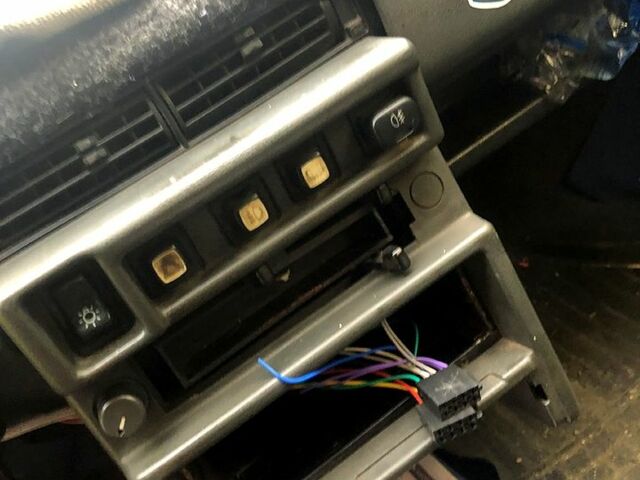 Синий ВАЗ 2109, объемом двигателя 1.5 л и пробегом 75 тыс. км за 400 $, фото 12 на Automoto.ua