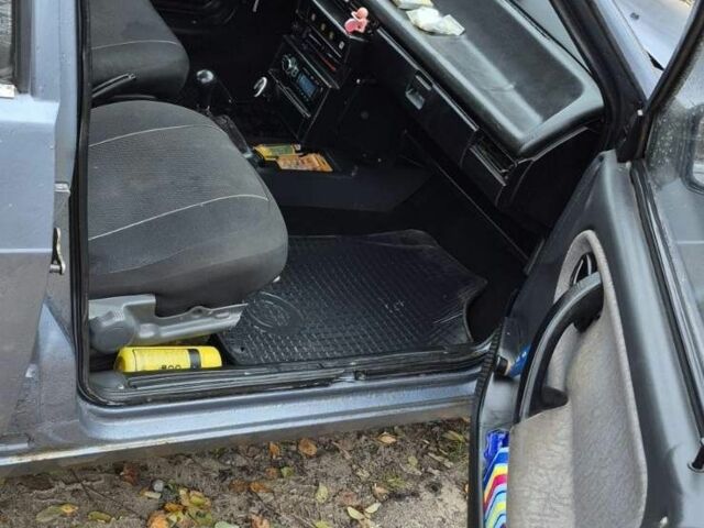 Синий ВАЗ 2109, объемом двигателя 0 л и пробегом 100 тыс. км за 900 $, фото 1 на Automoto.ua