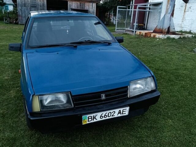 Синий ВАЗ 2109, объемом двигателя 1.5 л и пробегом 200 тыс. км за 533 $, фото 2 на Automoto.ua