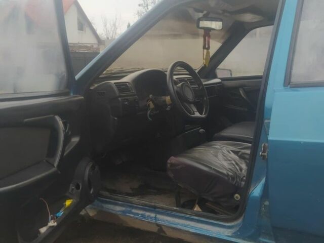 Синий ВАЗ 2109, объемом двигателя 1.5 л и пробегом 100 тыс. км за 500 $, фото 4 на Automoto.ua