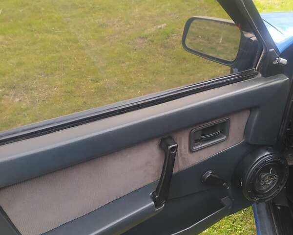 Синій ВАЗ 2109, об'ємом двигуна 1.5 л та пробігом 254 тис. км за 1600 $, фото 4 на Automoto.ua