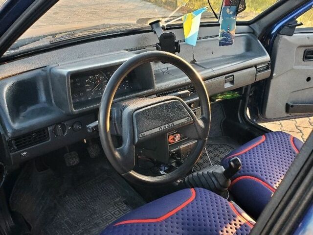 Синій ВАЗ 2109, об'ємом двигуна 1.3 л та пробігом 150 тис. км за 850 $, фото 8 на Automoto.ua