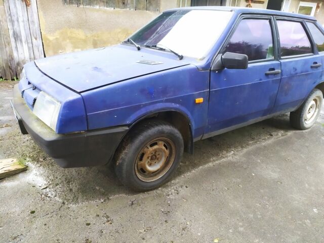 Синий ВАЗ 2109, объемом двигателя 1.3 л и пробегом 100 тыс. км за 350 $, фото 1 на Automoto.ua
