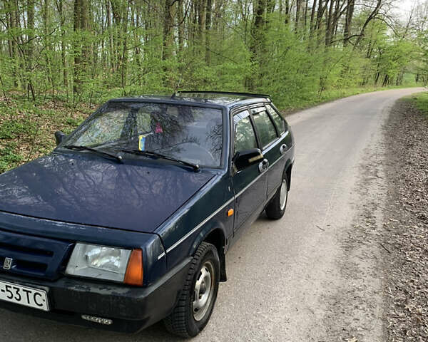 Синий ВАЗ 2109, объемом двигателя 1.5 л и пробегом 350 тыс. км за 1300 $, фото 6 на Automoto.ua