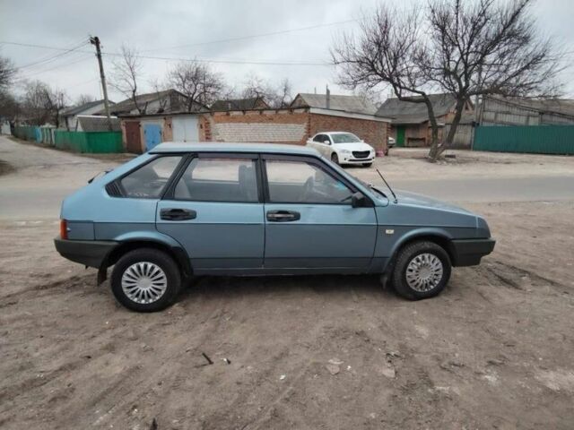 Синий ВАЗ 2109, объемом двигателя 1.1 л и пробегом 200 тыс. км за 1100 $, фото 2 на Automoto.ua