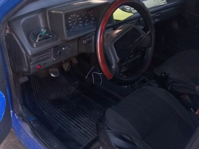 ВАЗ 2109 1991 в Василькове на Automoto.ua Синий ВАЗ 2109, объемом двигателя 0 л и пробегом 50 тыс. км за 618 $, фото 1 на Automoto.ua