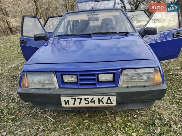 Синий ВАЗ 2109, объемом двигателя 0 л и пробегом 999 тыс. км за 849 $, фото 4 на Automoto.ua