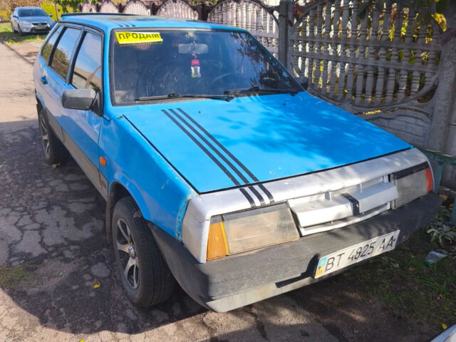 Синий ВАЗ 2109, объемом двигателя 1.5 л и пробегом 70 тыс. км за 1188 $, фото 3 на Automoto.ua