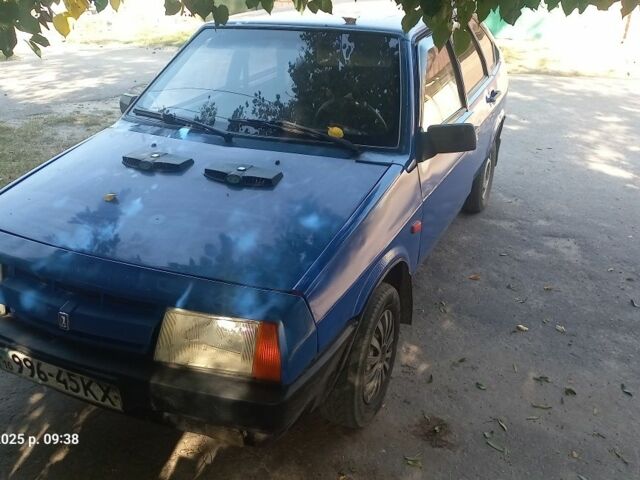 ВАЗ 2109 1991 в Василькове на Automoto.ua Синий ВАЗ 2109, объемом двигателя 0 л и пробегом 50 тыс. км за 618 $, фото 2 на Automoto.ua