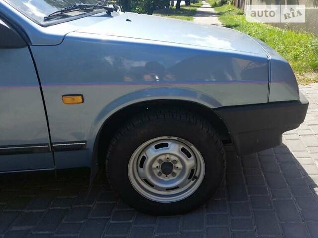 Синий ВАЗ 2109, объемом двигателя 1.1 л и пробегом 27 тыс. км за 2000 $, фото 1 на Automoto.ua