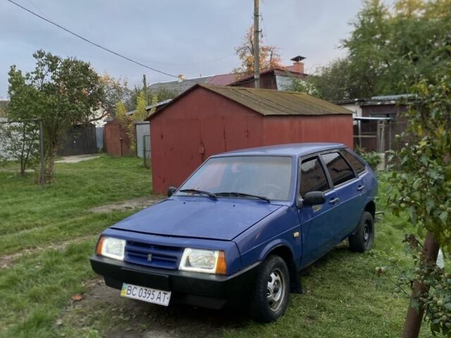 Синій ВАЗ 2109, об'ємом двигуна 1.5 л та пробігом 300 тис. км за 600 $, фото 1 на Automoto.ua