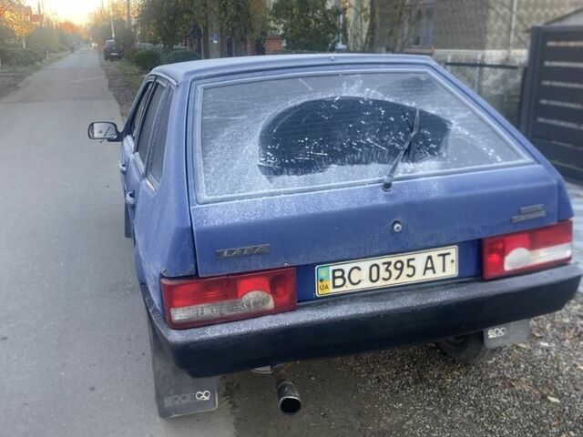 Синій ВАЗ 2109, об'ємом двигуна 1.5 л та пробігом 300 тис. км за 600 $, фото 4 на Automoto.ua