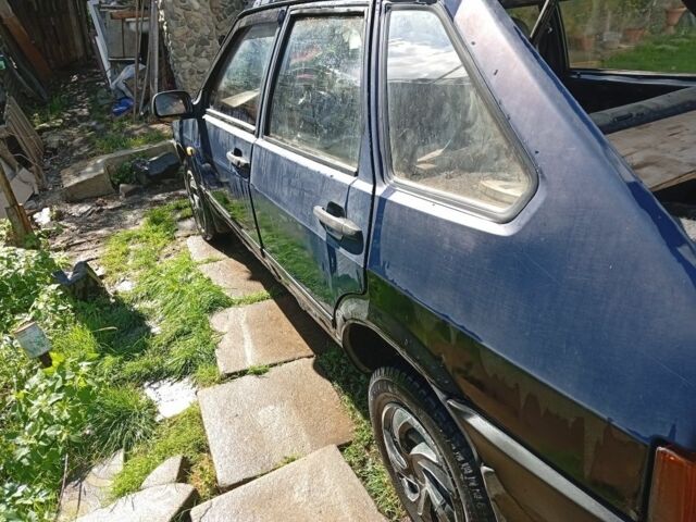 Синий ВАЗ 2109, объемом двигателя 1.3 л и пробегом 36 тыс. км за 680 $, фото 2 на Automoto.ua