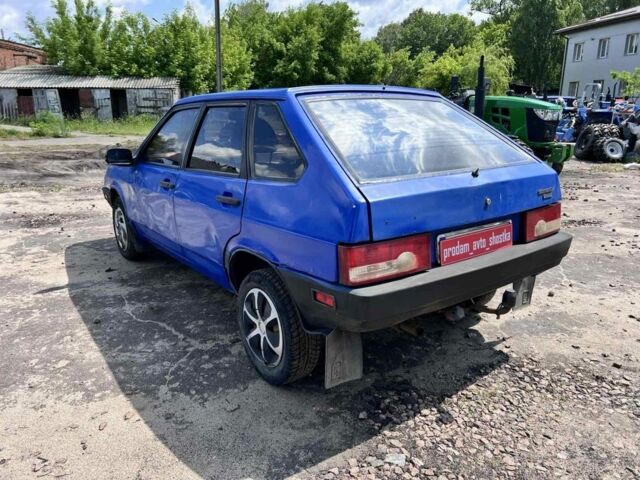 Синий ВАЗ 2109, объемом двигателя 1.5 л и пробегом 120 тыс. км за 792 $, фото 2 на Automoto.ua
