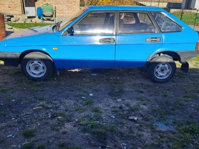 ВАЗ 2109 1992 у Збараже на Automoto.ua Синій ВАЗ 2109, об'ємом двигуна 1.3 л та пробігом 250 тис. км за 1000 $, фото 2 на Automoto.ua