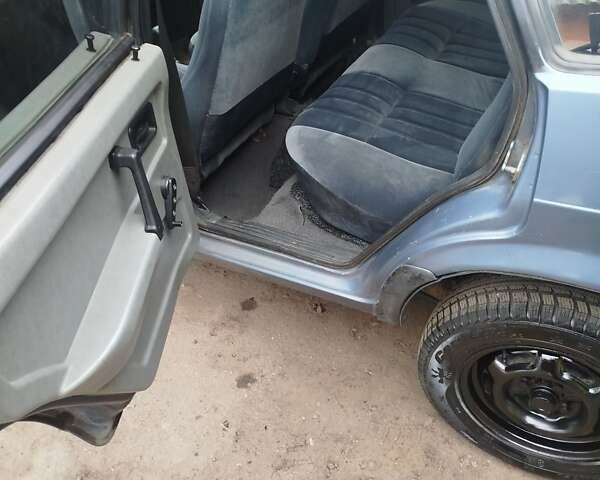 Синий ВАЗ 2109, объемом двигателя 1.3 л и пробегом 160 тыс. км за 1000 $, фото 1 на Automoto.ua