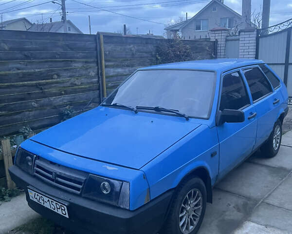 Синий ВАЗ 2109, объемом двигателя 1.3 л и пробегом 36 тыс. км за 1200 $, фото 2 на Automoto.ua