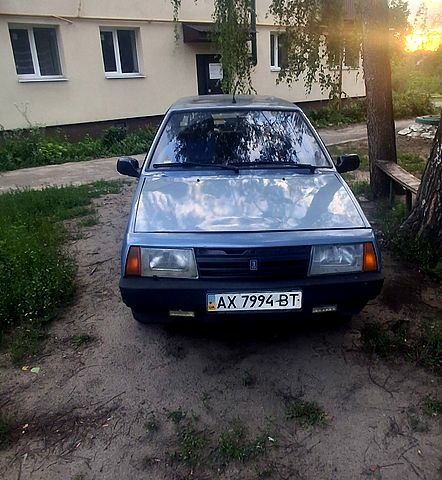 Синий ВАЗ 2109, объемом двигателя 1.3 л и пробегом 100 тыс. км за 900 $, фото 3 на Automoto.ua